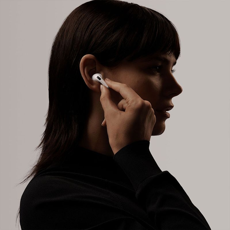 https---s3.amazonaws.com-allied.alliedmktg.com-img-apple-AirPods-7_190199246867_airpods_pro_PDP_US_7